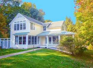 18 Harrison St, Lakeville, CT 06039