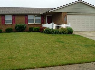 950 Manchester Dr, Greenville, OH 45331