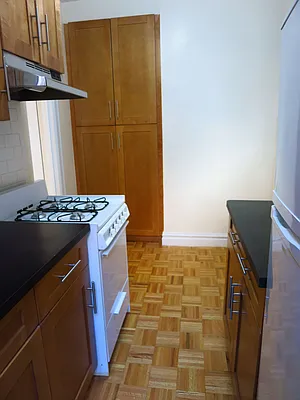 Rented by City & Suburban | media 28