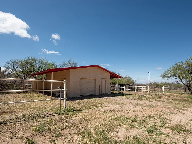 1560 N John Adams St — Photo 22