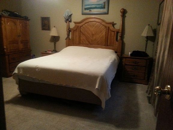 5th image of 1902 Diana Dr