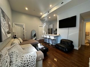 109 Endicott St APT 1, Boston, MA 02113