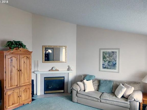 3rd image of 16313 NE 78th Way