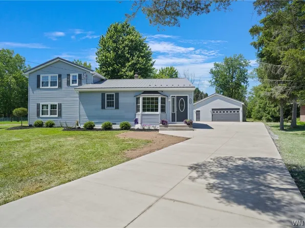 6051 Tonawanda Creek Rd, Lockport, NY 14094