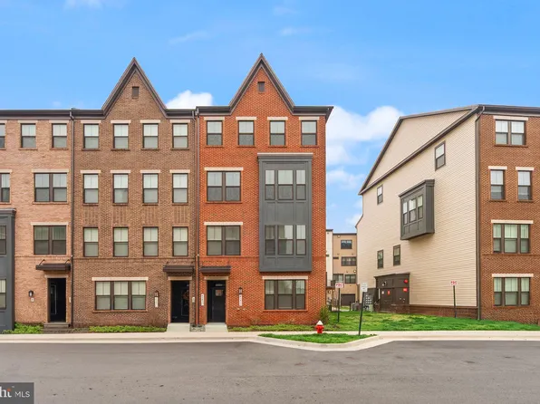 43430 Stonewood Crossing Ter, Ashburn, VA 20148