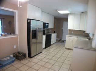 25 Lakeview Dr, Woodbine, NJ 08270