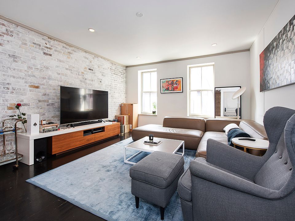 1st image of 37 Crosby St APT 2A