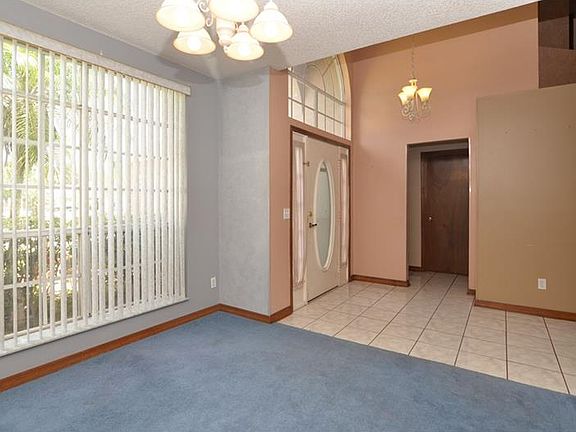 4th image of 2038 River Park Blvd