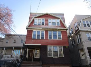 94 Pearsall Ave #301, Jersey City, NJ 07305