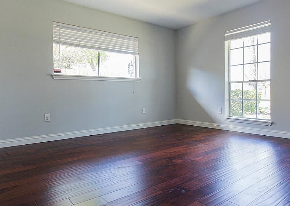1st image of 5115 S Braeswood Blvd