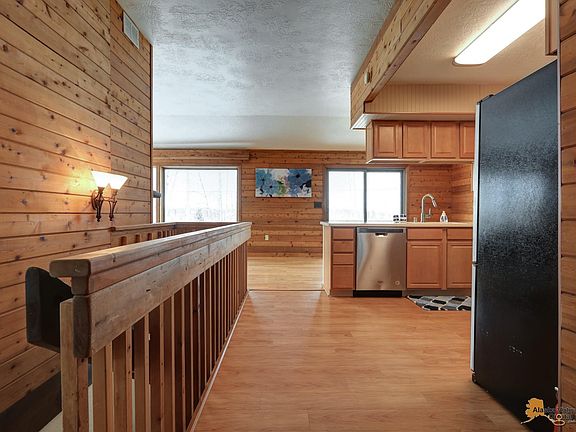 4th image of 14536 Don Cir