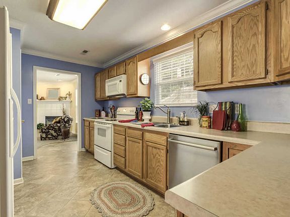 3rd image of 5635 Still Meadow Ln