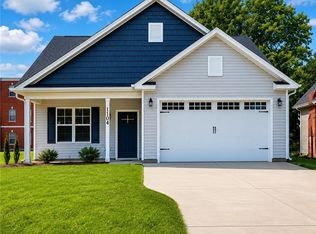1104 S 9th St, Lillington, NC 27546