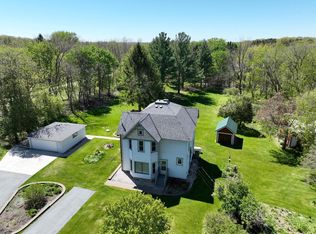S83W24105 Artesian AVENUE, Big Bend, WI 53103