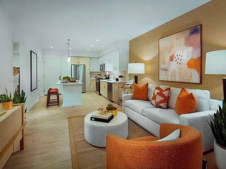Santa Clara Square Apartment Homes — Photo 5
