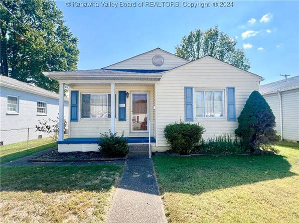 2307 Harrison Ave, Saint Albans, WV 25177