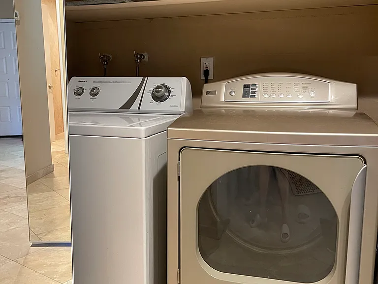 102 W Loma Vista Dr #101 — Photo 21