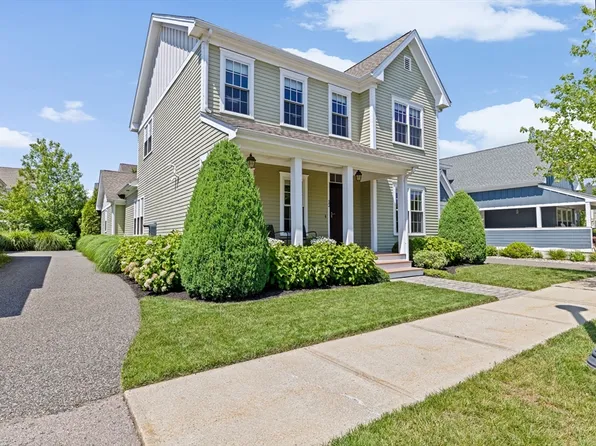 12 Privet Path, Weymouth, MA 02190