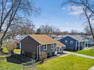 127 N Cedar Ln, Glenwood, IL 60425