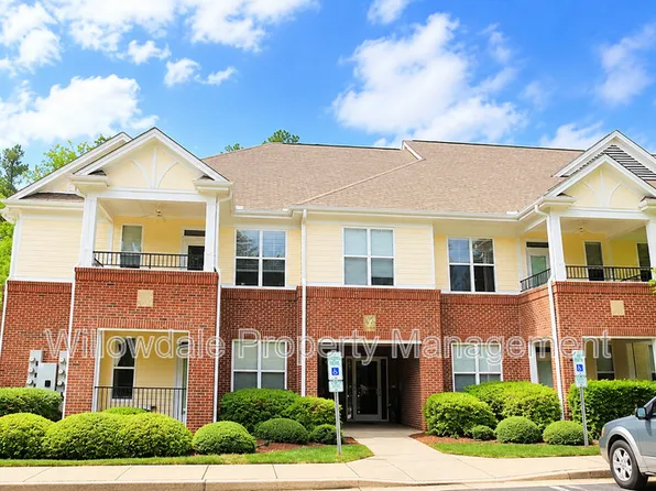204 Savannah Ridge Rd, Holly Springs, NC 27540