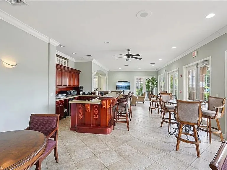 1840 Florida Club Cir #5305 — Photo 49