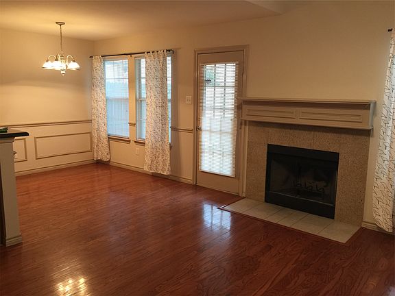 3rd image of 3971 Oceanside Dr