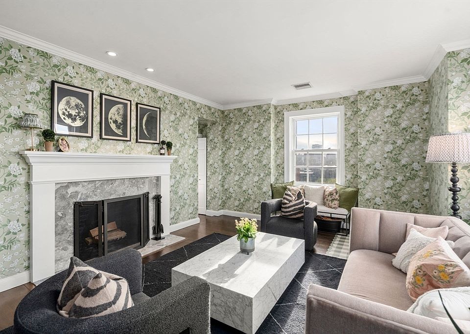 1st image of 65 Commonwealth Ave #8B