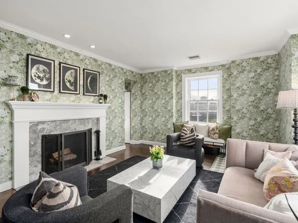 65 Commonwealth Ave #8B, Boston, MA 02116