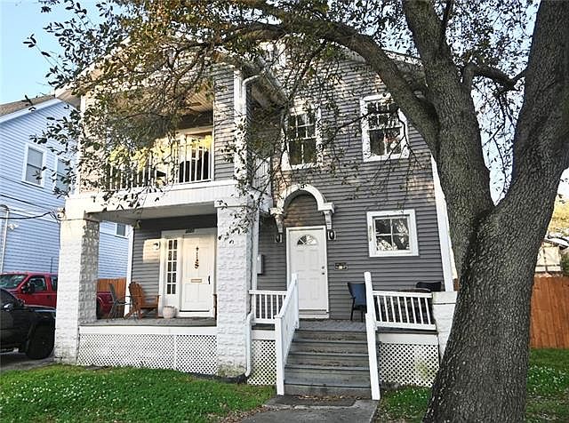 1st image of 3021 Cadiz St