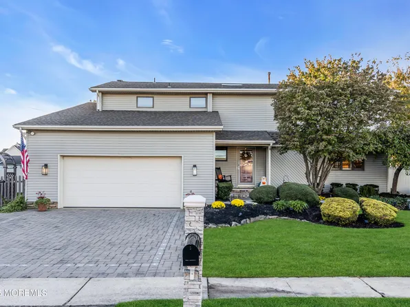 46 Clarkson Drive, Toms River, NJ 08753