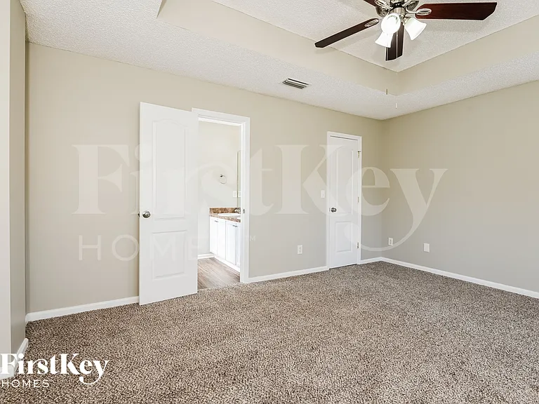 6983 Lafayette Park Dr — Photo 9
