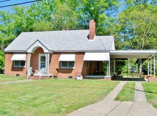 110 N 11th St, Sanford, NC 27330
