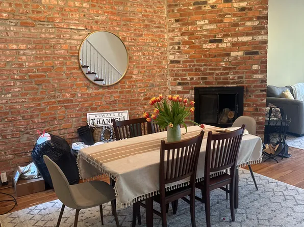403 Seward Sq SE #1, Washington, DC 20003