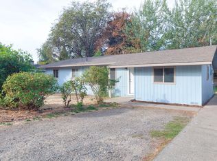 1320 SE Elm Ln, Grants Pass, OR