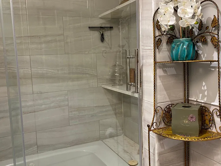 493 Castle Dr #A — Photo 10