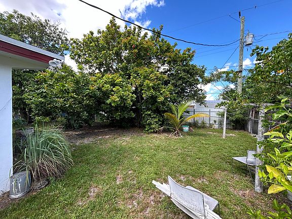 4th image of 2618 Havana Drive
