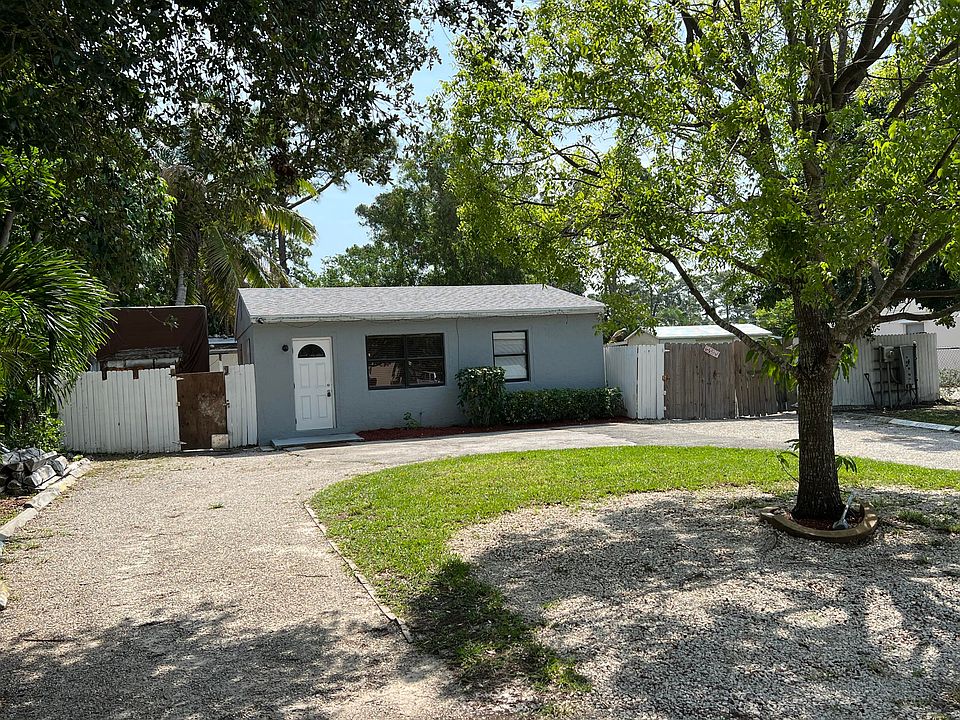 1st image of 4438 47th Ave S