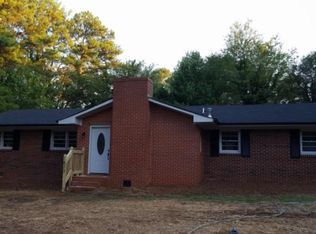 1833 Seayes Rd, Austell, GA 30106