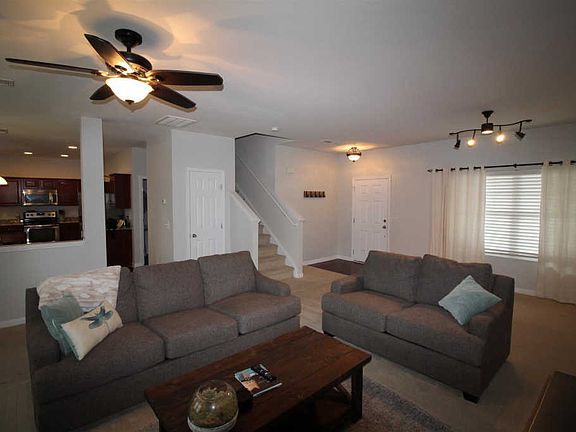 4th image of 619 Pemberton Dr