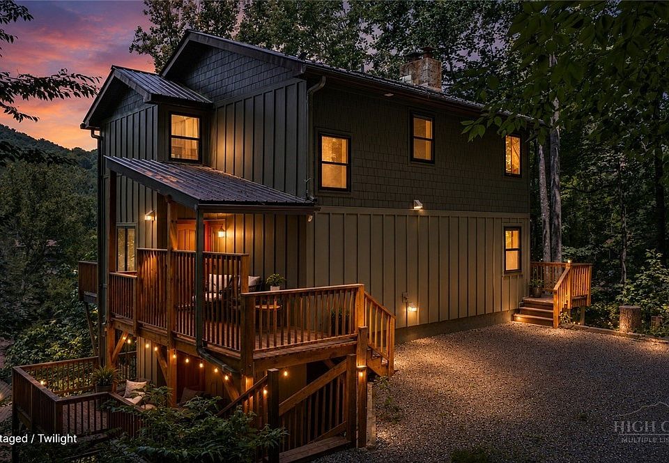 1st image of 549 Clubhouse Drive