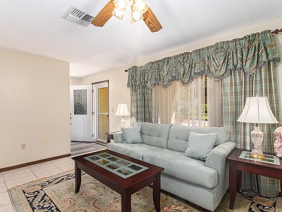 4th image of 4070 Lakeview Hills Ave