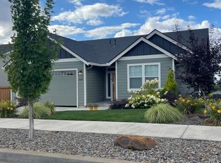 1029 Jaysie Dr, Silverton, OR 97381