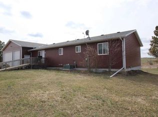 19229 Prairie Hills Rd, Belle Fourche, SD 57717
