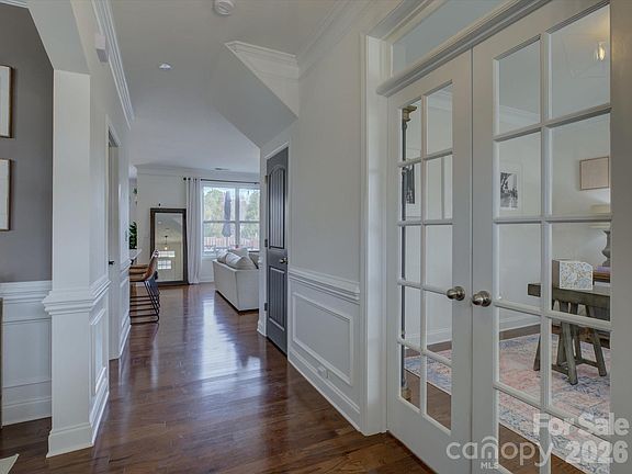 3rd image of 13720 Baytown Ct