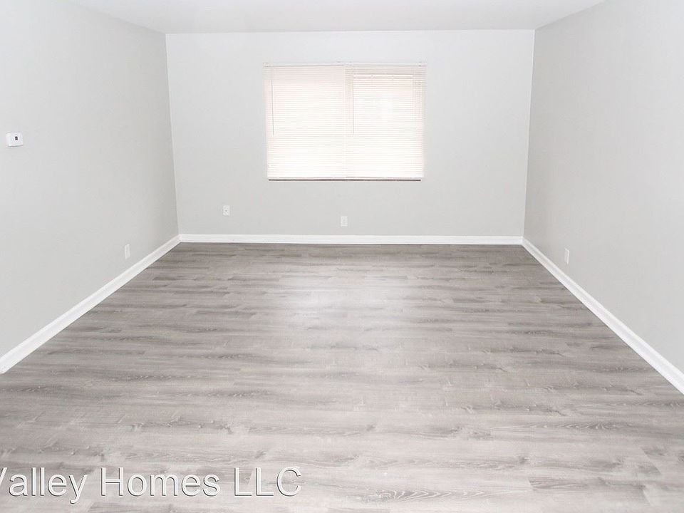1st image of 4010 Hillman Way APT 2