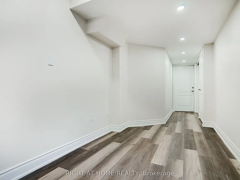 440 Downes Jackson Hts #BASEMENT — Photo 20