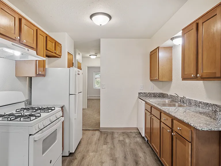 1457 Burke Ave NE — Photo 14