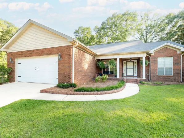 122 Sioux St, Enterprise, AL 36330