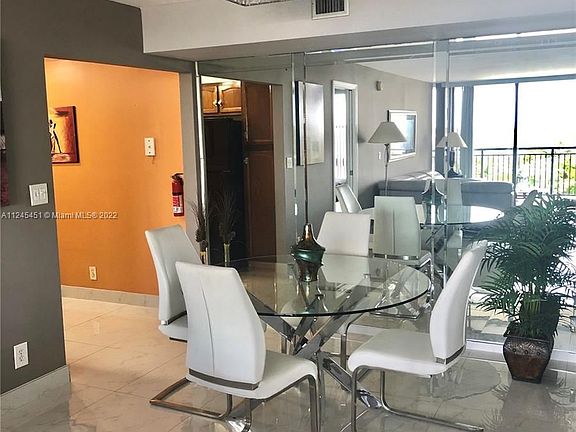 3rd image of 3031 N Ocean Blvd APT 704