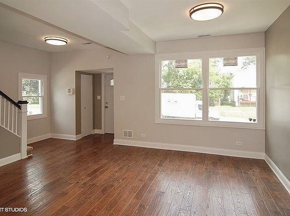 2nd image of 1412 S 6th Ave